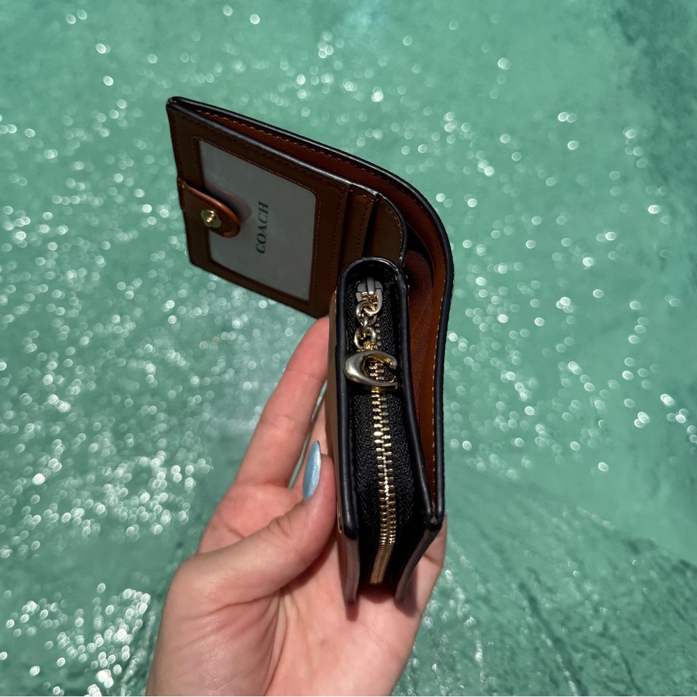 Cosmic Coach Snap Wallet in Signature Canvas With Rexy Print - Picture 4 of 7